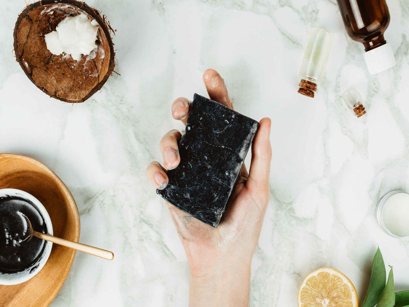 How do I remove stubborn odors from my hands in the kitchen? 
