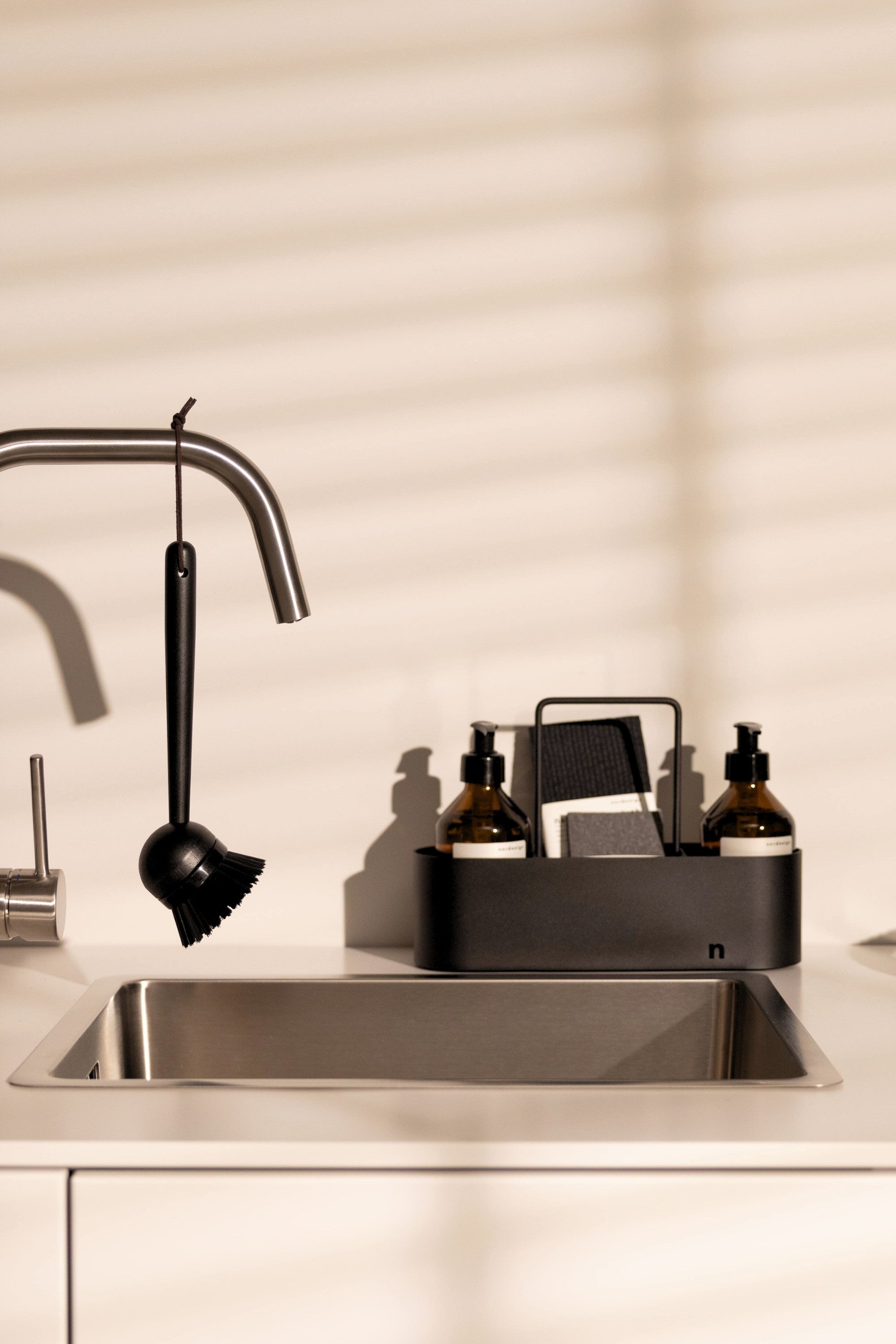 Sink Organizer Set (8-piece) incl. free coconut sponges