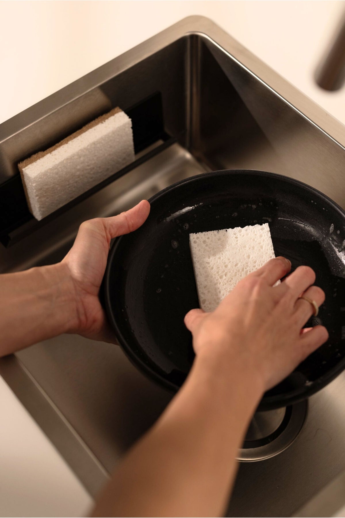 Sponge Holder Dish Set (13-Piece)