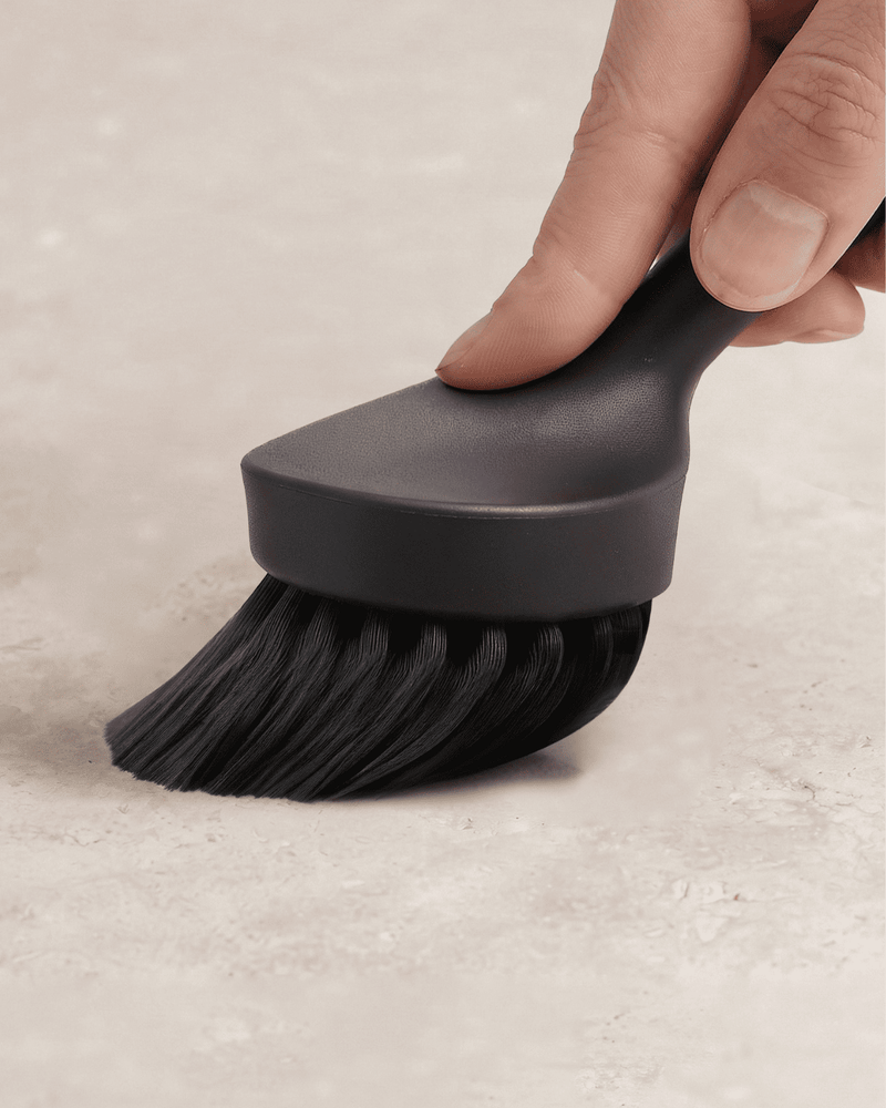 Thorough yet scratch-free.
